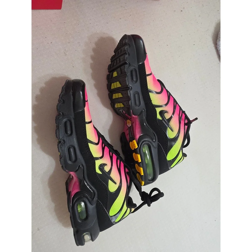 Nike‎ Air Max Plus PS Black Hyper Pink Volt Kids Shoes FZ0023-043 Size 2.5Y